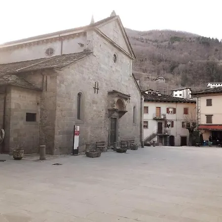 Nel Centro Storico Di Fiumalbo