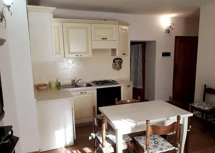 Nel Centro Storico Di Apartmán Fiumalbo